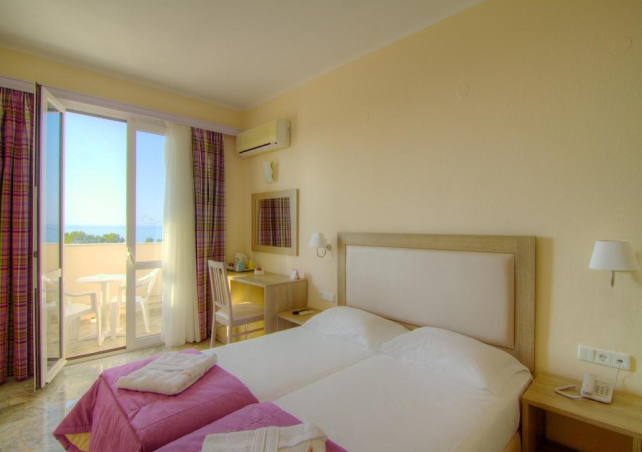 Solimar Dias Hotel ريثيمنو المظهر الخارجي الصورة