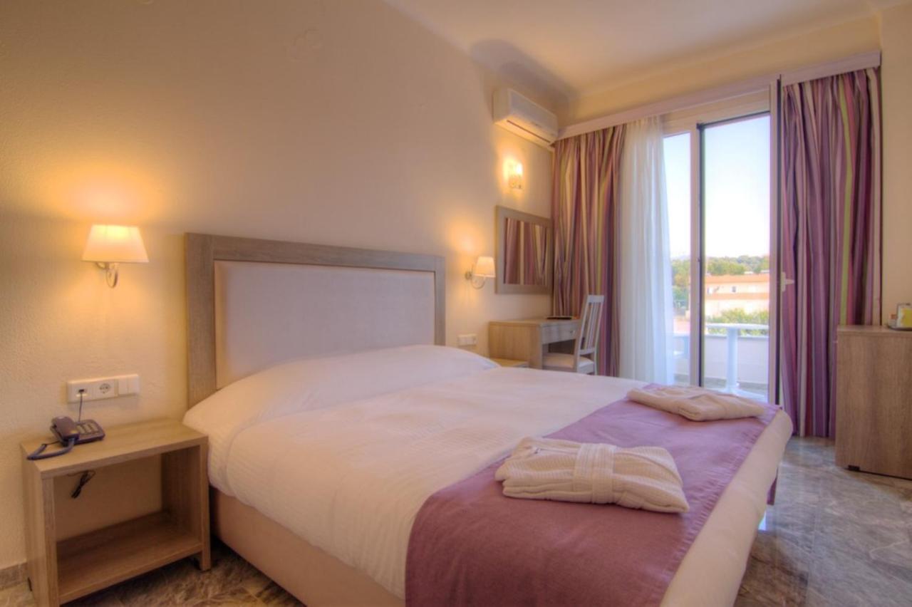 Solimar Dias Hotel ريثيمنو المظهر الخارجي الصورة