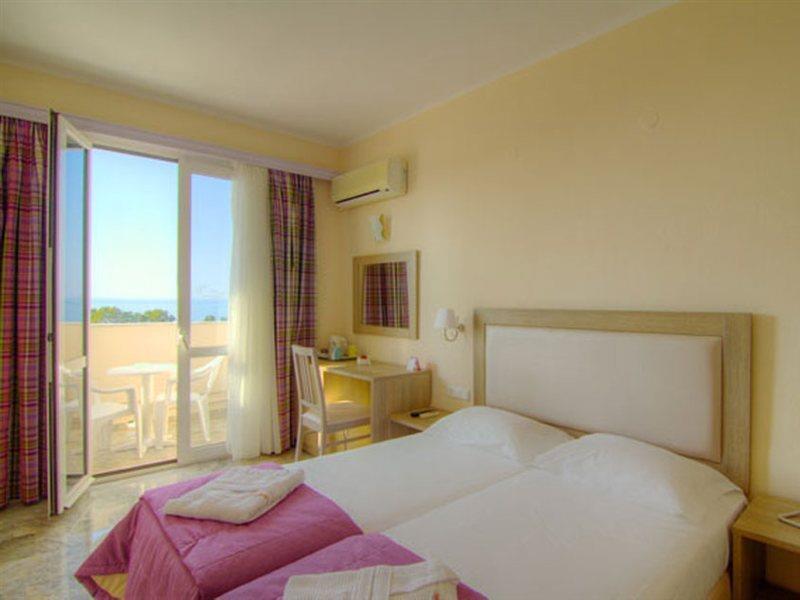 Solimar Dias Hotel ريثيمنو المظهر الخارجي الصورة