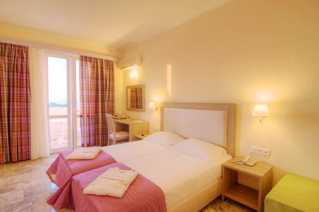 Solimar Dias Hotel ريثيمنو المظهر الخارجي الصورة