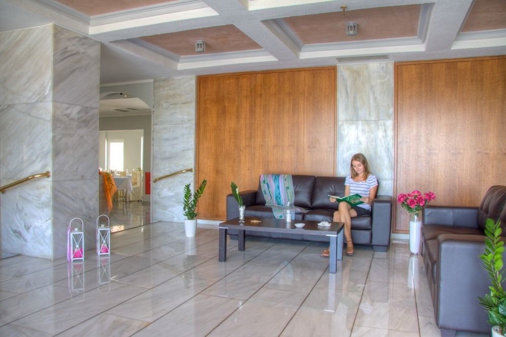 Solimar Dias Hotel ريثيمنو المظهر الخارجي الصورة