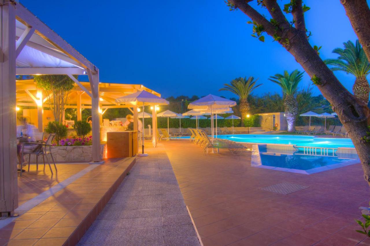 Solimar Dias Hotel ريثيمنو المظهر الخارجي الصورة